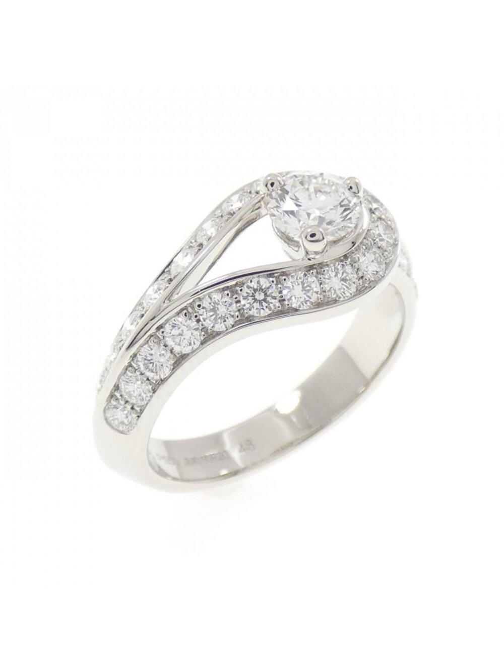Van Cleef & Arpels Couture Ring